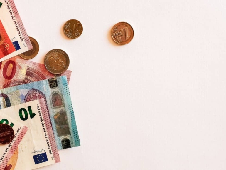 come-risparmiare-3000-€-in-un-anno
