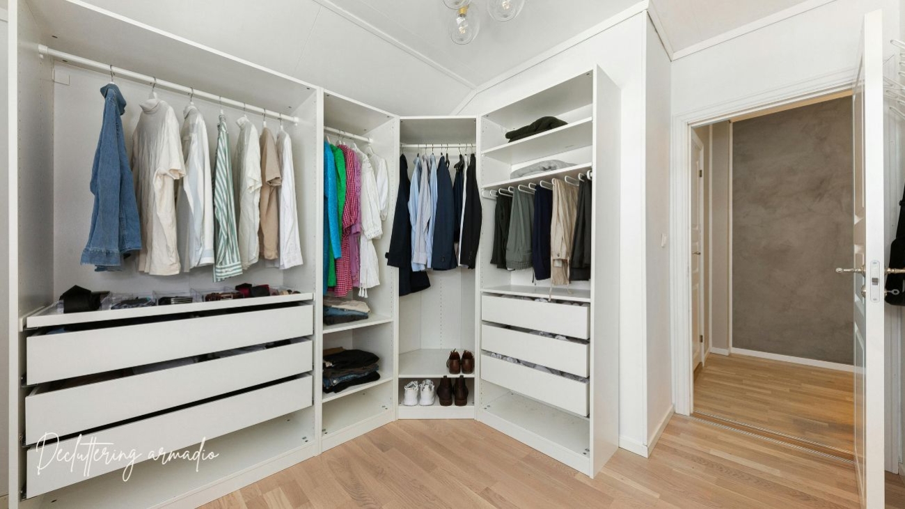 decluttering-dell-armadio